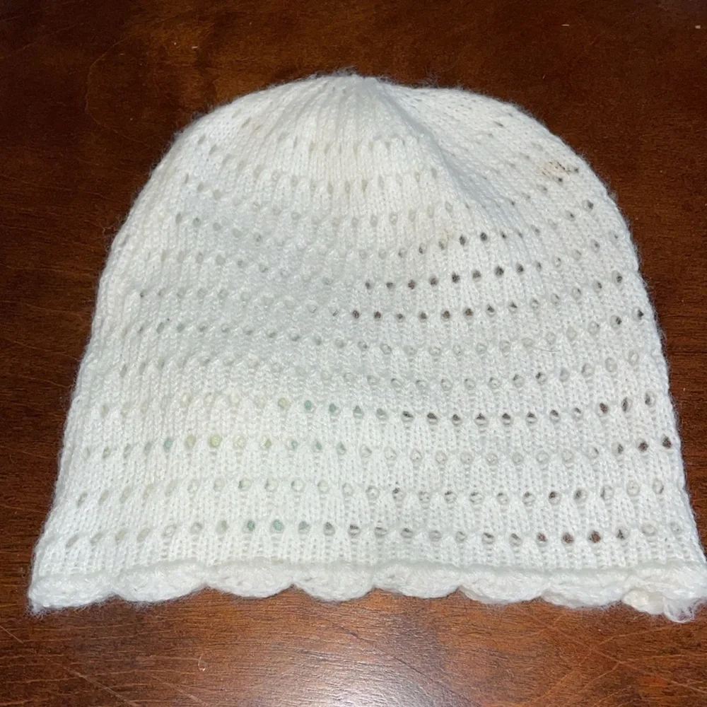 Carter’s Baby Girl White Knit Beanie Hat with Aqua Blue Flower 3-9 Months